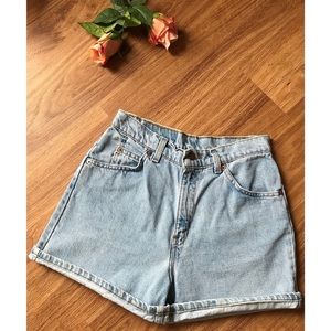 Levi’s high waisted denim shorts